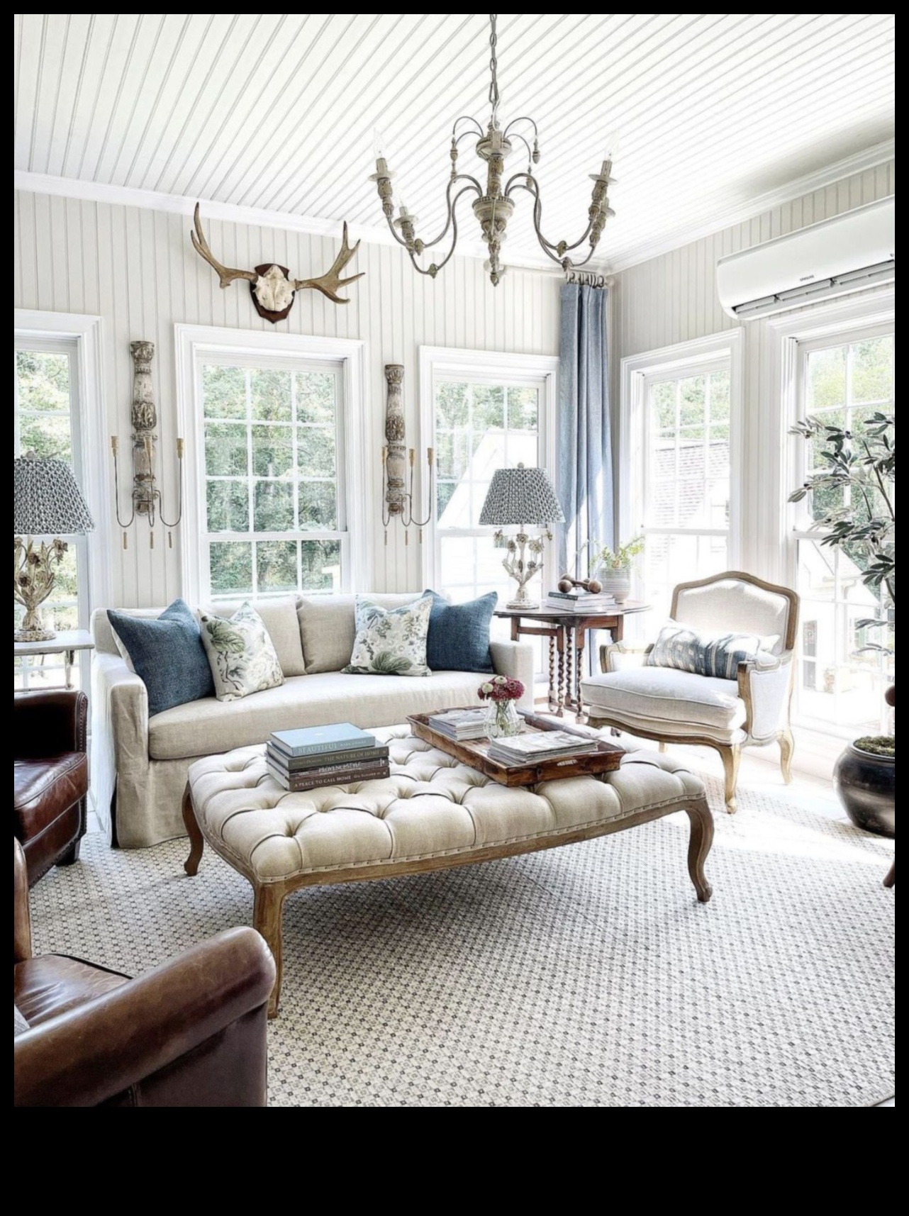 עיצוב סלון כפרי צרפתי לאלגנטיות קלאסית