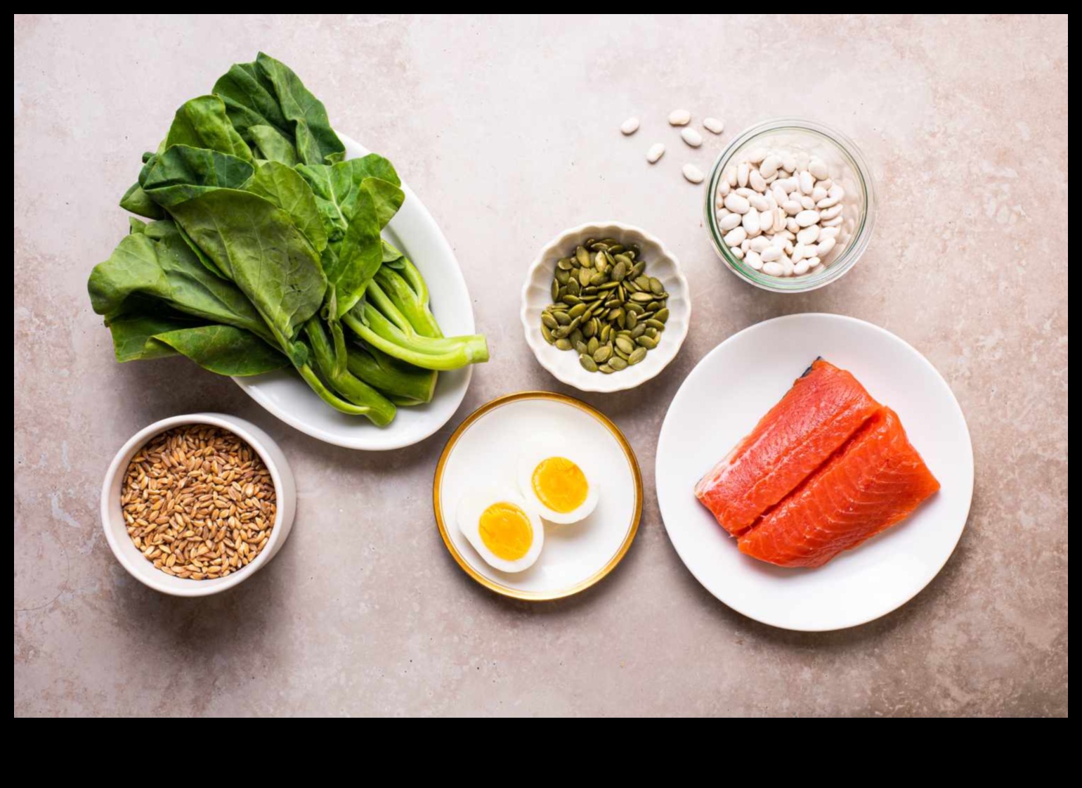 רכיבים תזונתיים חיוניים לחיים פעילים: תדלוק אורח החיים שלך