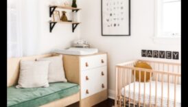 מהם כמה רעיונות לעיצוב חדר ילדים בסקנדינבי עם גוונים ניטרליים?